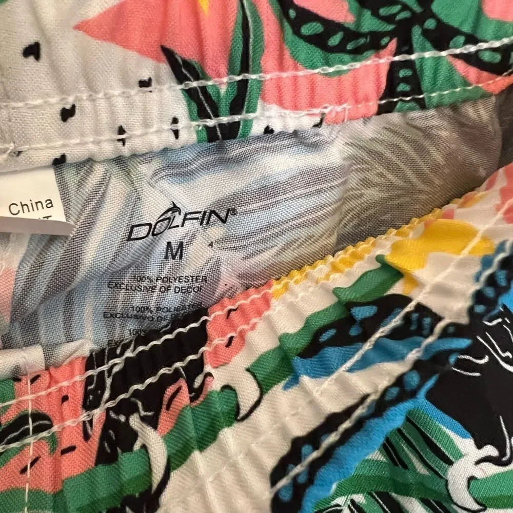 NWT Dolfin Uglies Board Shorts. Toucan tropical paradise. Size M.